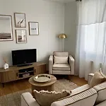 Le Traverse Elegant T2 Au Coeur Du Centre Apartment